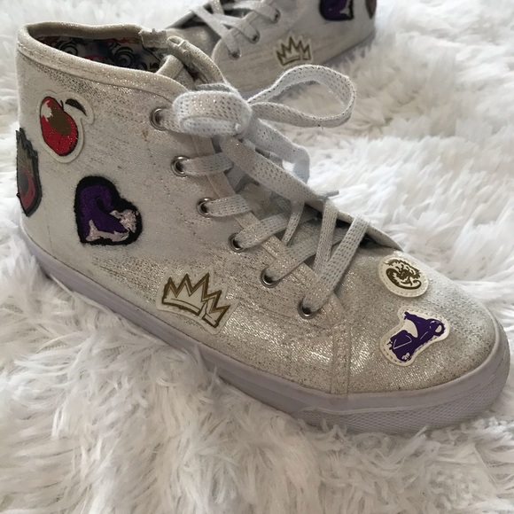 Girls high top descendants shoes - Picture 3 of 6